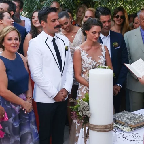 Ποια ζευγάρια παντρεύτηκαν μέσα στο 2016;