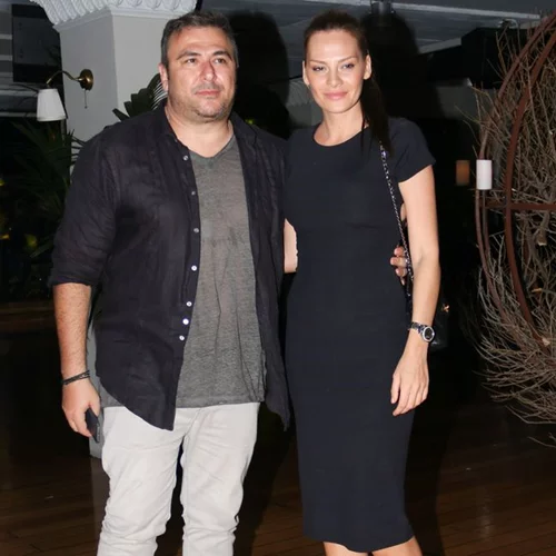 Αντώνης Ρέμος- Υβόνη Μπόσνιακ: Η νυχτερινή έξοδος στον Σάκη Ρουβά