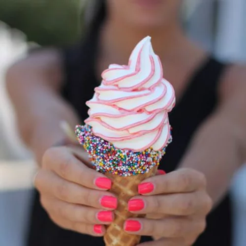 #maniMonday: Τα καλύτερα καλοκαιρινά στιγμιότυπα με πρωταγωνιστή το manicure σου!