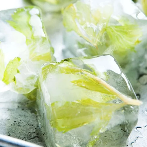 Δώσε γεύση στα παγάκια σου και αναβάθμισε κάθε ποτό