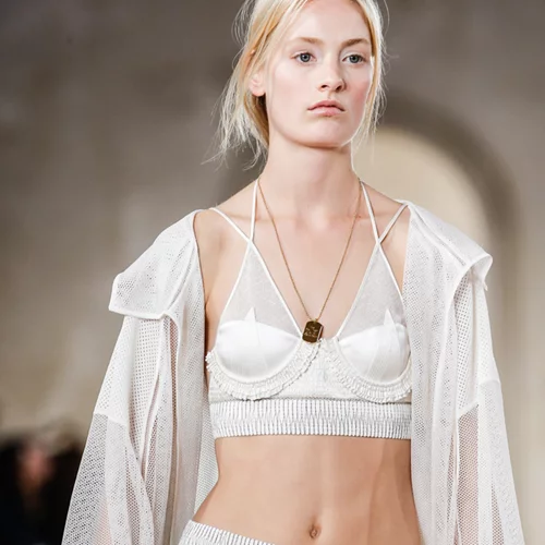 Καλοκαίρι 2016: Πώς θα φορέσεις το cropped top φέτος!