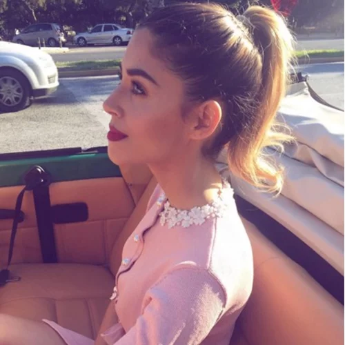 Demy: Η selfie που ανέβασε χωρίς ίχνος μακιγιάζ