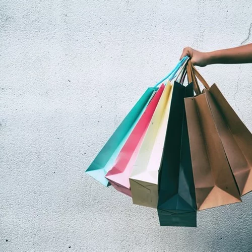 Υπερκαταναλωτική μανία και αντιμετώπιση | Πώς να μειώσεις το υπερβολικό shopping