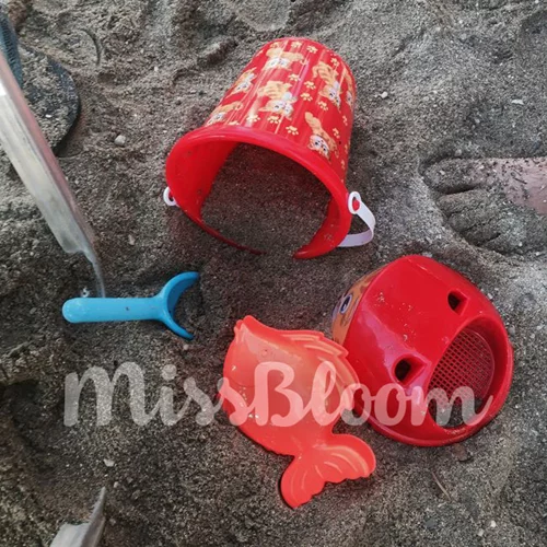 Eliana in Babyland: Μια ιδανική μέρα στην παραλία: Η τσάντα, τα σνακ και άλλα απαραίτητα