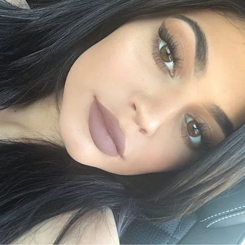 Kylie Jenner: Εντυπωσιάζει στη νέα καμπάνια της Puma