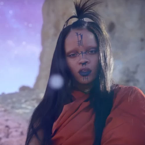 Rihanna: Το νέο της βιντεοκλίπ θα περάσει στην ιστορία. Μαντεύεις τον λόγο;