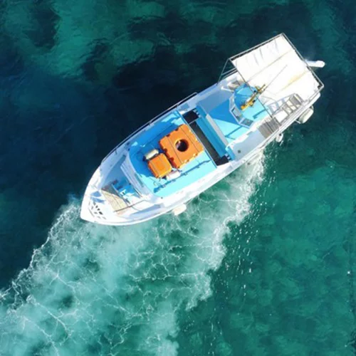 Το Instagram της Μαρίνας Βερνίκου είναι μία ωδή στο καλοκαίρι