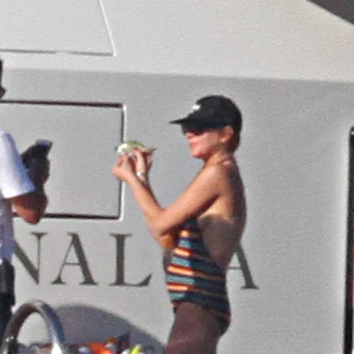 Lindsay Lohan: Είναι τελικά έγκυος; Δες αυτές τις φωτογραφίες