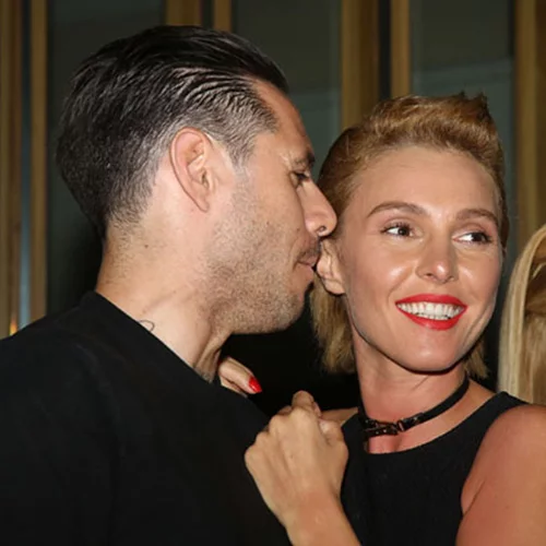 Πάρις Κασιδόκωστας-Τάμτα: Πιο ερωτευμένοι από ποτέ σε νυχτερινή τους έξοδο