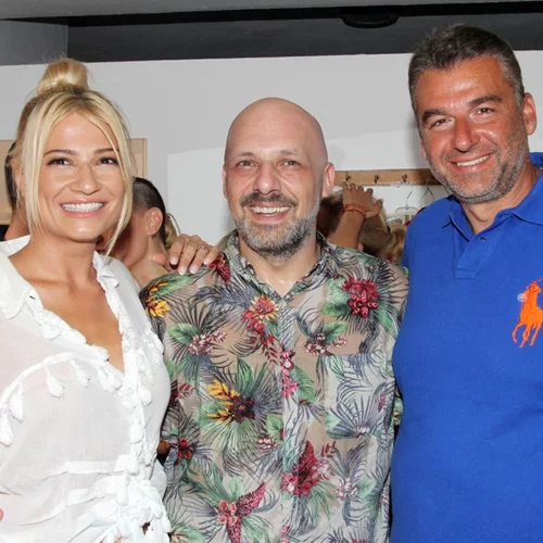 Ποιοι επώνυμοι βρέθηκαν στην πρεμιέρα του Νίκου Μουτσινά