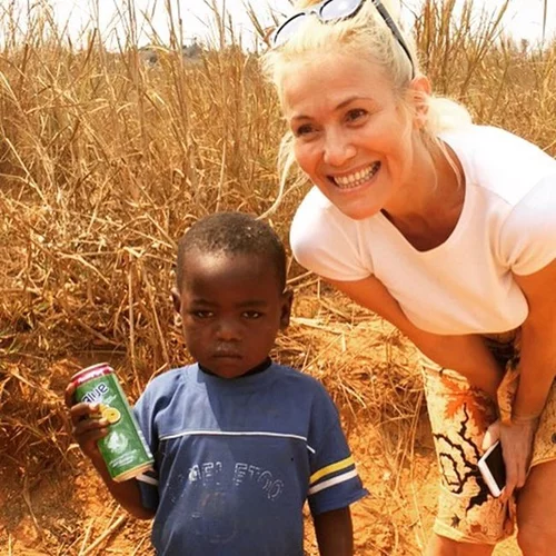 Κωνσταντίνα Μιχαήλ: Το album από το ταξίδι της στην Αφρική