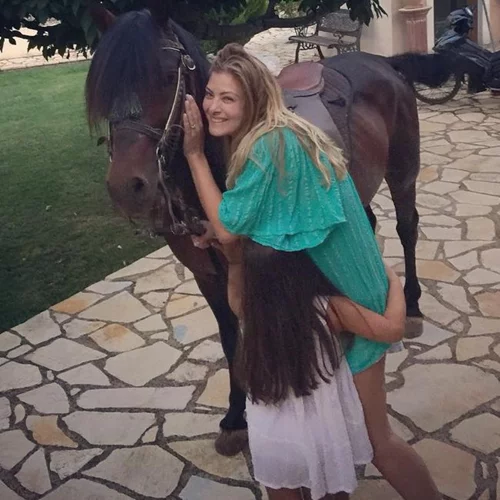 Δέσποινα Καμπούρη: Οι πιο γλυκιές ευχές της για τα γενέθλια της κόρης της!