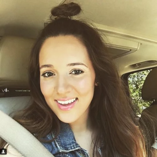 Καλομοίρα: Η πρώτη φωτογραφία αγκαλιά με τη νεογέννητη κόρη της