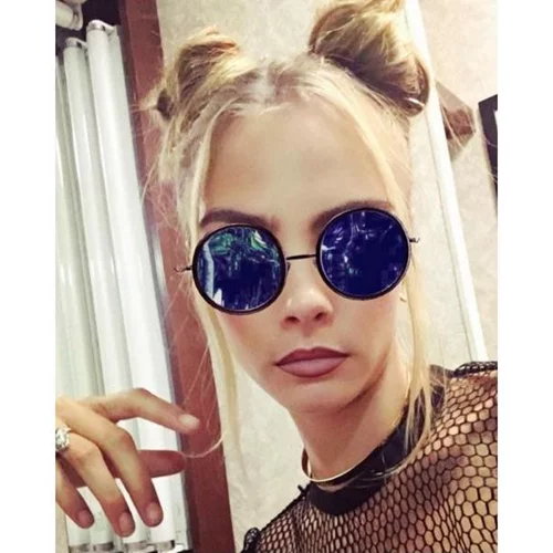 Cara Delevingne: Φωτογραφίζεται γυμνή για καλό σκοπό!