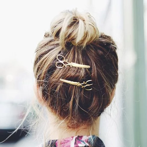 Αυτός είναι ο πιο περίεργος τρόπος να κουρέψεις τα μαλλιά σου!