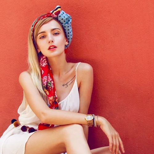 Μπαντάνες για μαλλιά | Αυτό είναι το απόλυτο trend που καλοκαιριού