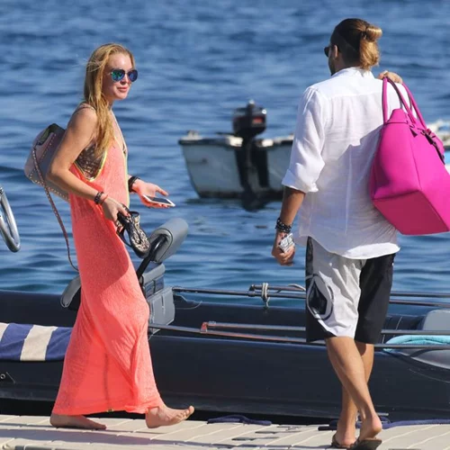 Lindsay Lohan - Ντένης Παπαγεωργίου: Νέες φωτογραφίες του ζευγαριού