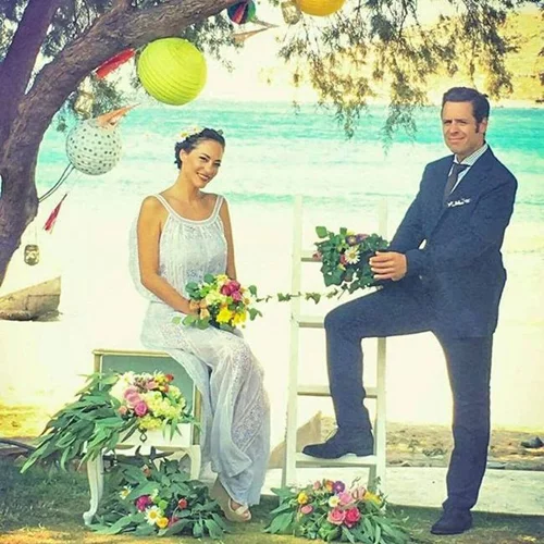 Αλεξάνδρα Ούστα - Γιάννης Σαρακατσάνης: Οι φωτογραφίες από το μυστικό γάμο τους