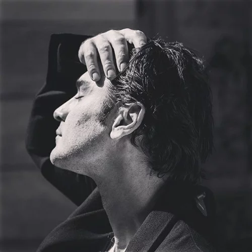 Χριστόφορος Παπακαλιάτης: Όπως δεν τον έχουμε ξαναδεί!