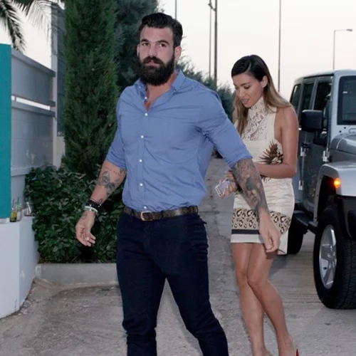 Δημήτρης Αλεξάνδρου - Όλγα Φαρμάκη: Δες την πρώτη επίσημη εμφάνισή τους