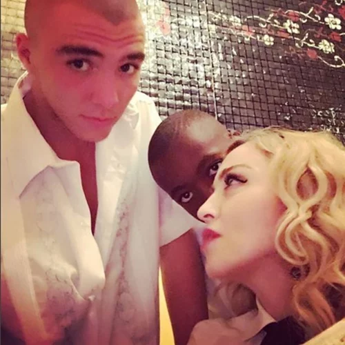 Madonna: Έχασε την κηδεμονία του γιου της Rocco