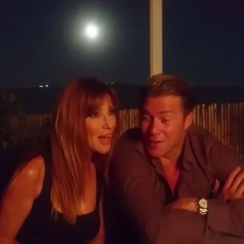 Η συνεργασία - έκπληξη της Βίκυς Χατζηβασιλείου με τον Χρήστο Χολίδη (Video)