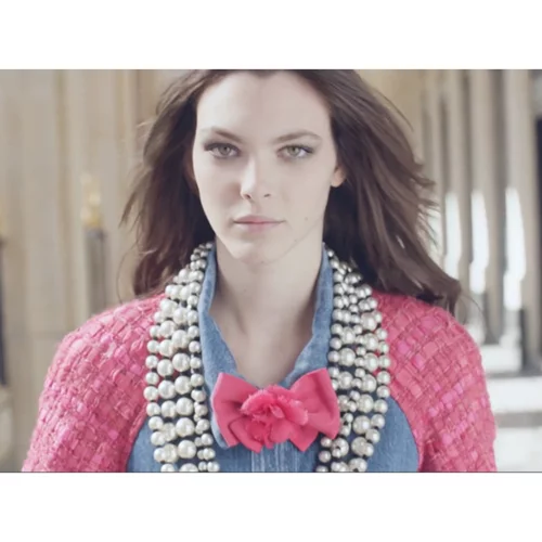 Chanel: Το βίντεο της νέας συλλογής μας κάνει να ανυπομονούμε για τον Χειμώνα!