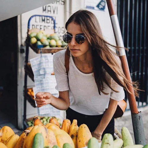 Τι κάνει κάθε επιτυχημένη γυναίκα στο lunch break της