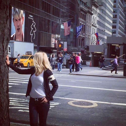 MissBloom Best of: Οι καλύτερες φωτογραφίες των επωνύμων από τα ταξίδια τους στο εξωτερικό