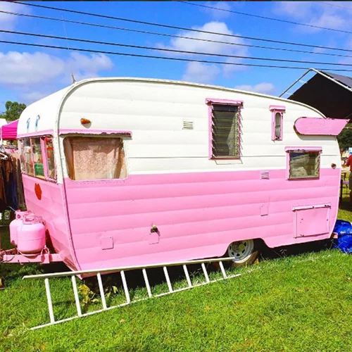 10/9: Αυτοί είναι οι Instagram λογαριασμοί που θέλουμε να ακολουθούμε τώρα