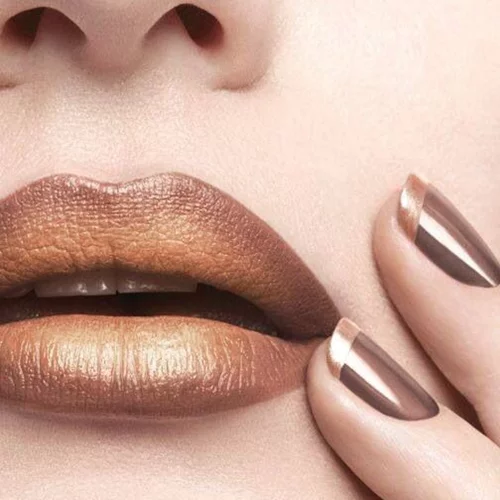 #maniMonday: Συνδύασε το manicure με το κραγιόν σου!