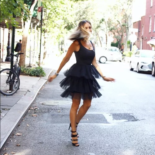 Sarah Jessica Parker: Τα πρώτα φορέματα της συλλογής της