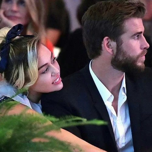 Miley Cyrus - Liam Hemsworth: Η πρώτη επίσημη εμφάνιση μετά την επανασύνδεση