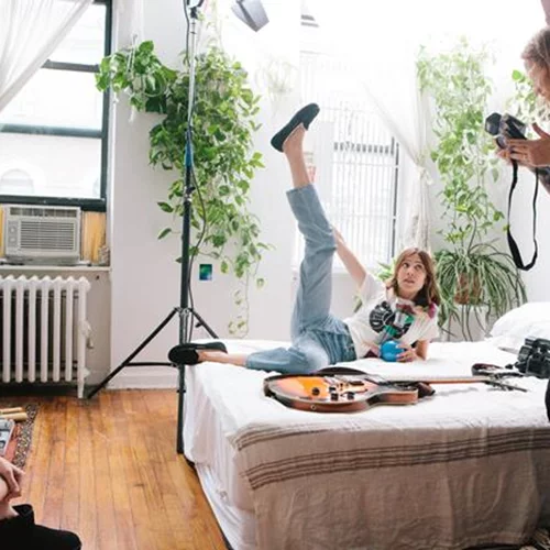 Alexa Chung: Κρύβεται πίσω από την αναγέννηση των UGG!