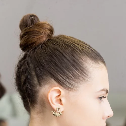 Αυτό είναι το ιδανικό χτένισμα για μια bad hair day