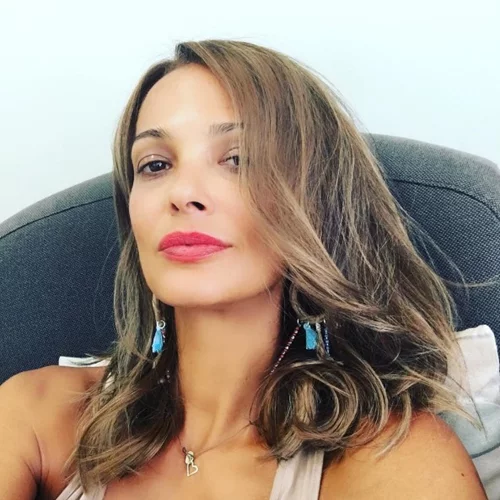 Αλέκα Καμηλά: Ποζάρει στο πλευρό της Gwen Stefani