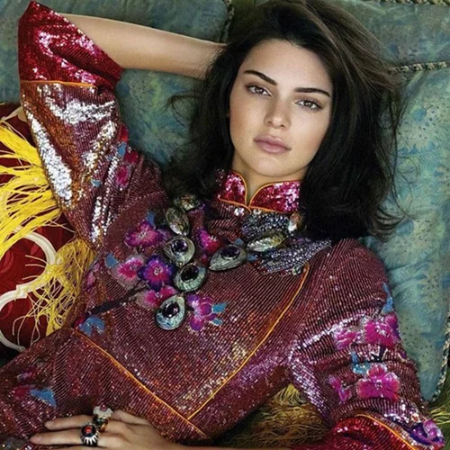 Kendall Jenner: Βρέθηκε η χαμένη δίδυμη αδερφή της;