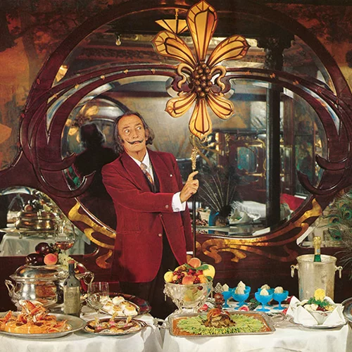 Salvador Dali: Το απίστευτο βιβλίο μαγειρικής του επανακυκλοφορεί μετά από 40 χρόνια