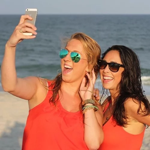 Έχουν οι selfies αντικαταθλιπτική δράση;