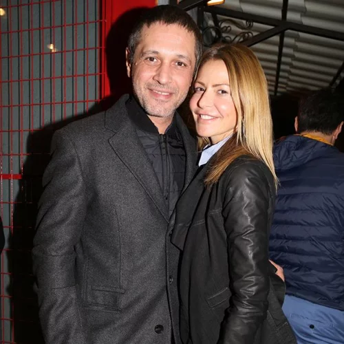 Ποιοι βρέθηκαν στην επίσημη πρεμιέρα της παράστασης «Έπεσε Νέκρα»