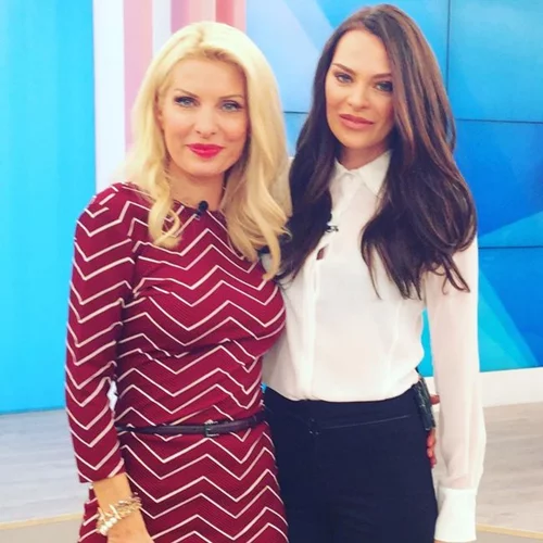 Η Υβόννη Μπόσνιακ Στην Ελένη Μενεγάκη: Η άγνωστη φιλία μεταξύ τους & η εξομολόγηση για την περίοδο της εγκυμοσύνης τους