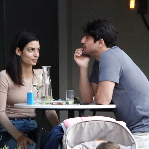 Αλέξης Γεωργούλης: Χαλαρές στιγμές με την Τόνια Σωτηροπούλου στο εστιατόριό του