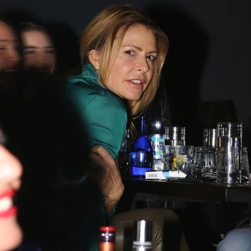 Τζένη Μπαλατσινού: Έξοδος σε νυχτερινό κέντρο