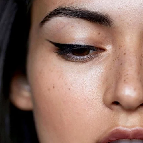 Αυτό το video αλλάζει τον τρόπο που φορούσες το eyeliner έως σήμερα