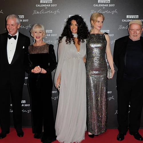 Οι εντυπωσιακές κυρίες στην παρουσίαση του ημερολογίου Pirelli!