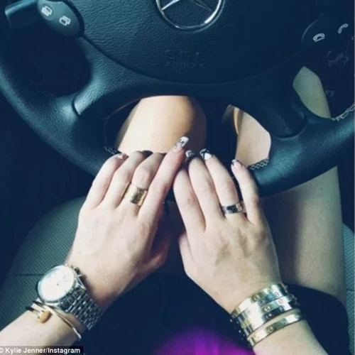 Αυτό είναι το πιο δημοφιλές αξεσουάρ σύμφωνα με την Google