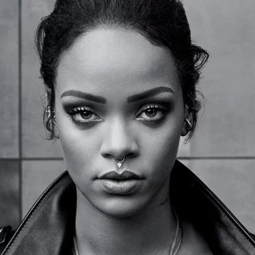 Ο Έλληνας τραγουδιστής ονόμασε την κόρη του... Rihanna