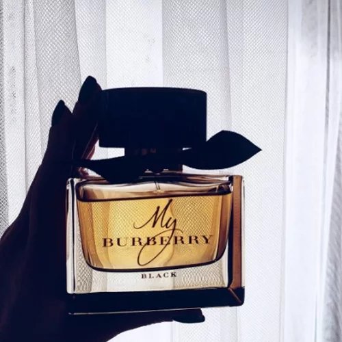 Γνώρισε κι εσύ από κοντά το νέο άρωμα My Burberry Black