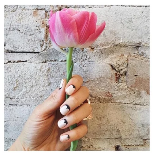 #maniMonday και Baby It's Cold Outside: Με άλλα λόγια, πώς να βάψεις τα νύχια σου τώρα