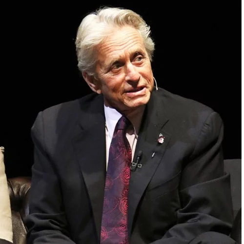 O Μichael Douglas αποκαλύπτει πως ο Val Kilmer πάσχει από καρκίνο